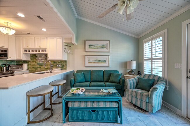Primary Photo - GORGEOUS FURNISHED OFF-SEASON RENTAL AVAIL...