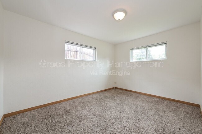 Building Photo - 9301 Ellen Ct