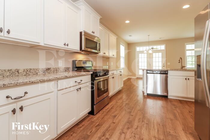 Building Photo - 473 Foxbank Plantation Blvd
