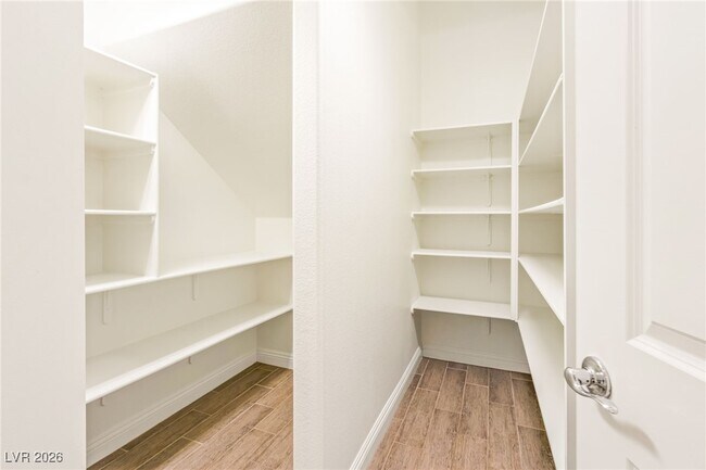 Building Photo - 3210 Mura Del Prato Ave