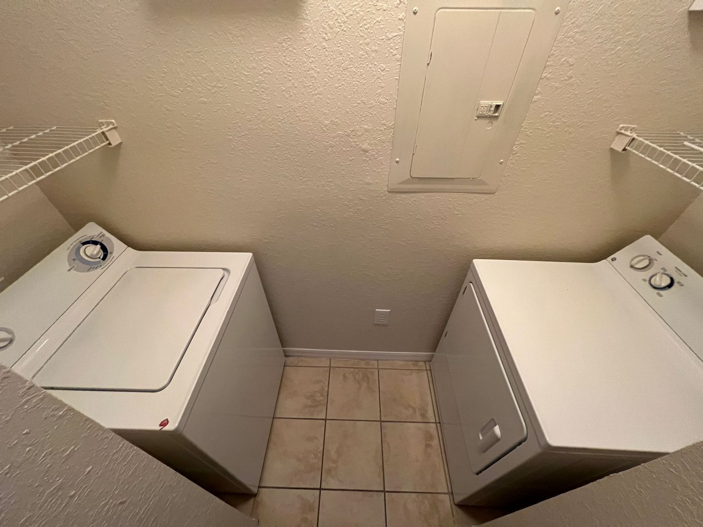 Building Photo - 5555 E Michigan St