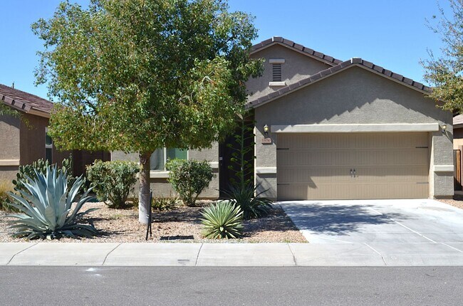 Primary Photo - MOVE-IN-READY San Tan Heights Beauty