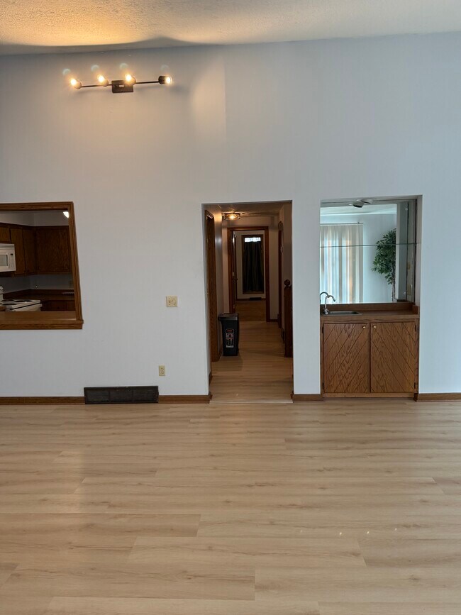 Building Photo - 3112 20th St NW