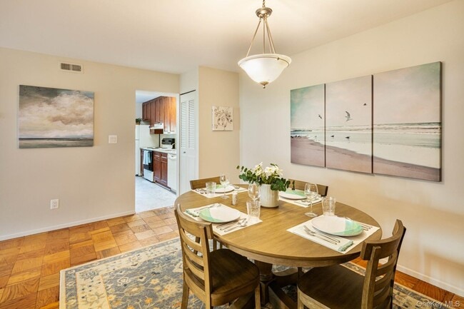 Building Photo - 412 Marine Ln