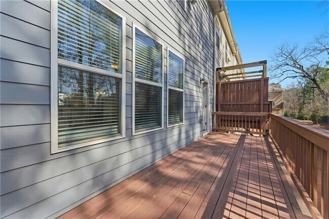 Building Photo - 1337 Rosen Rd