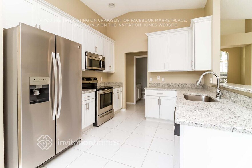 Building Photo - 4457 Drayton Ln