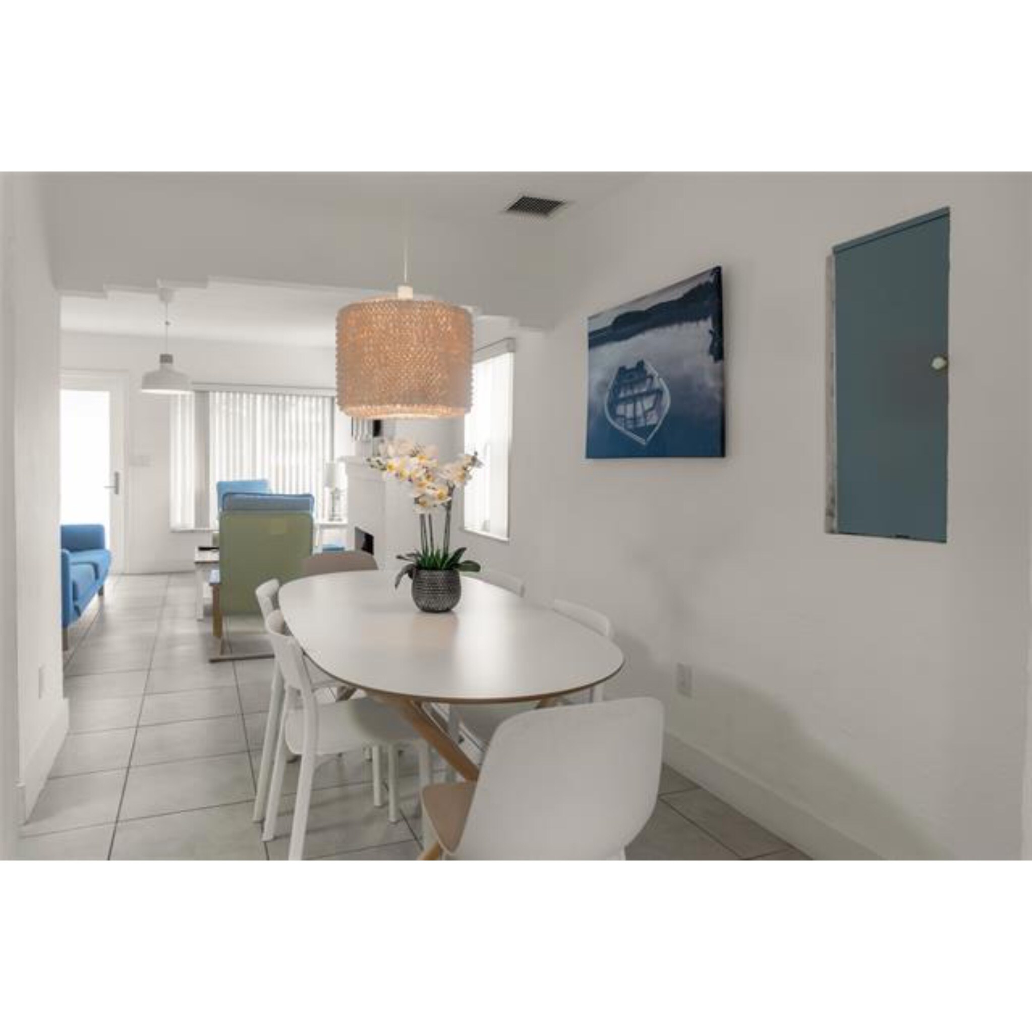 Building Photo - 2724 SW 34th Ct