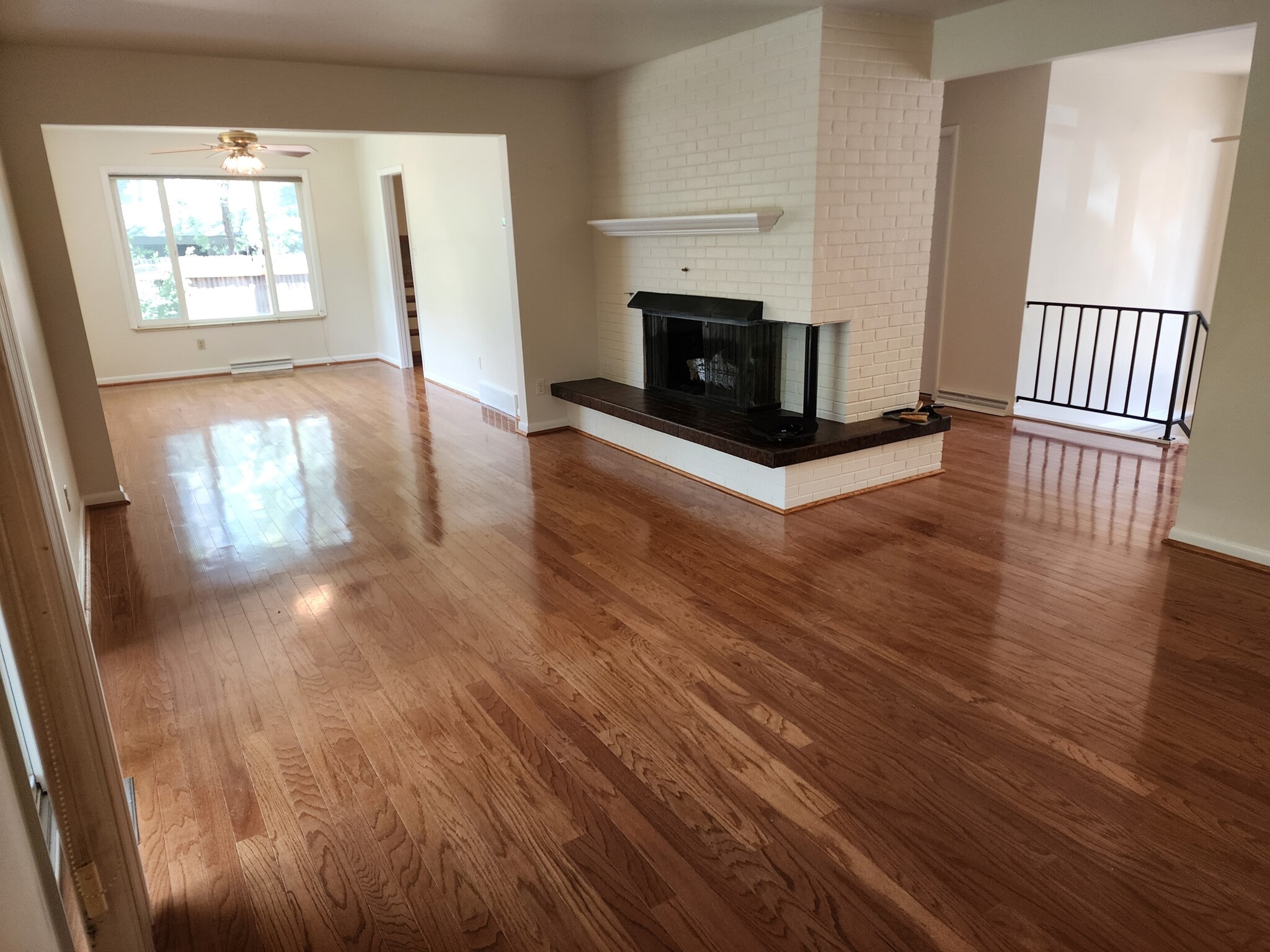 Living & Dining Room - 216 Mohawk Dr