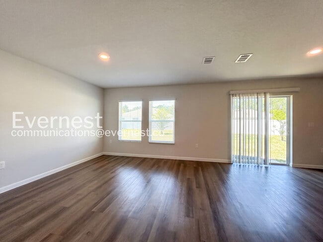 Building Photo - 4 Sea Ship Pl