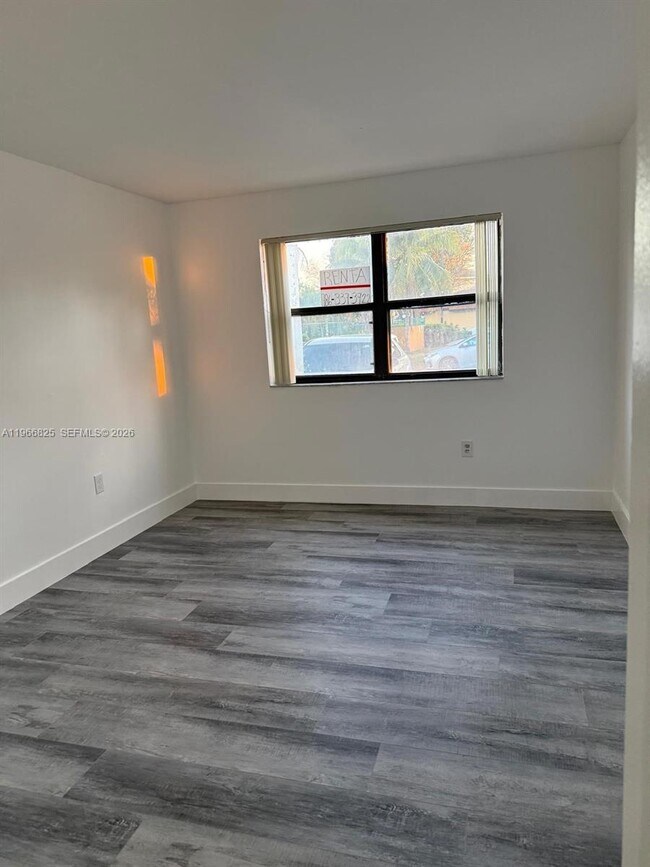 Building Photo - 15610 SW 80th St