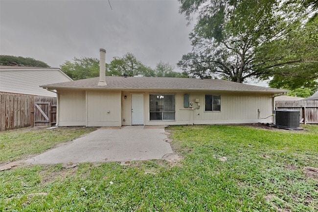 Building Photo - 4703 Fleming Downe Ln