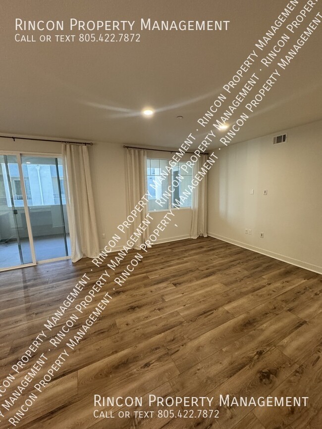 Building Photo - $500 off the First Months Rent! Modern 2-B...