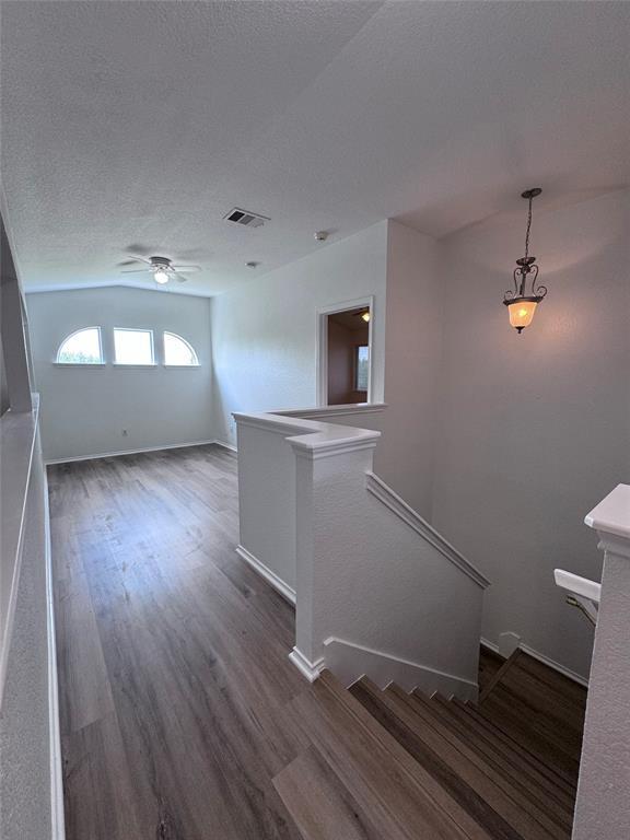 Building Photo - 1800 Honey Creek Ln