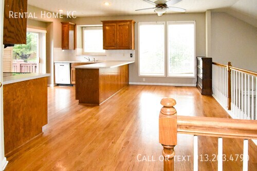 Building Photo - 15246 S Acuff Ln