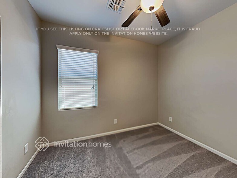 Building Photo - 26223 N 121st Ave