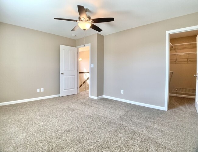 Building Photo - 425 Ayden Ln