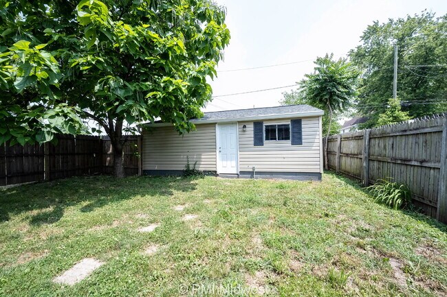 Building Photo - 237 Villa Ave