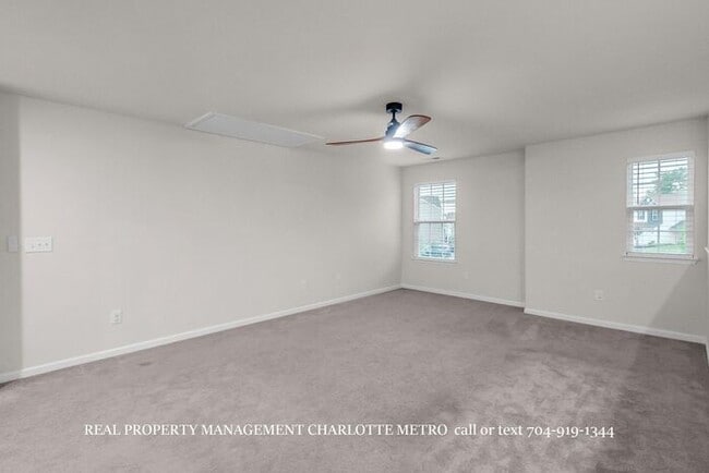 Building Photo - Stunning 4-BR Home on Wooded Cul-De-Sac Lot in Brightwater – Minutes from Rivergate!