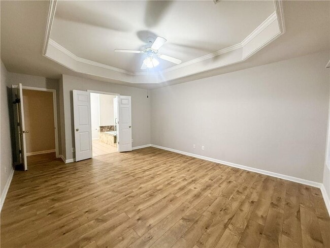 Building Photo - 5555 Grove Place Crossing SW