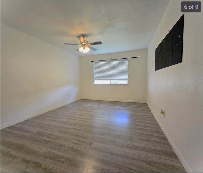 Building Photo - 22507 Jay Dr