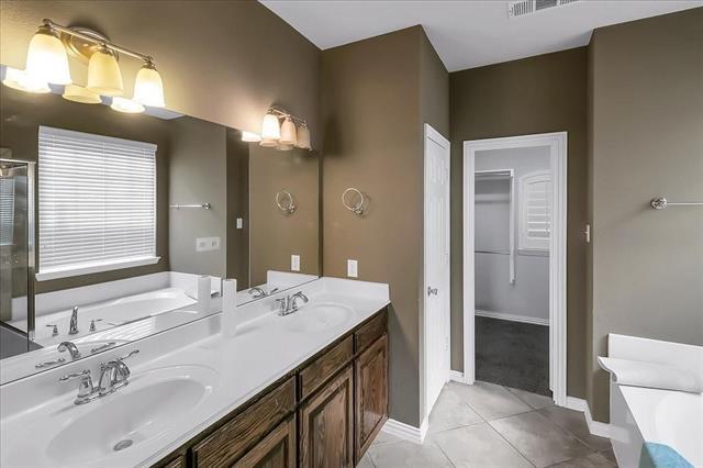 Building Photo - 7306 Waterbury Dr