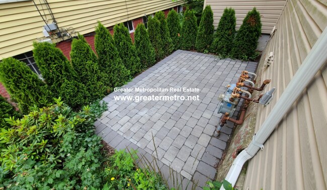 Building Photo - 23 Boston St