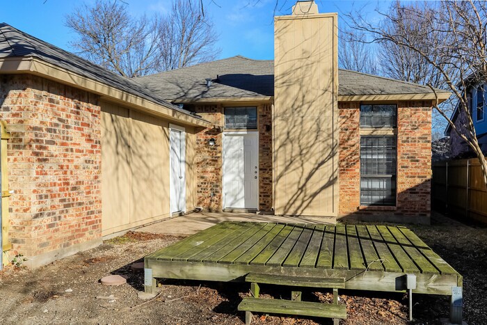Building Photo - 410 Wellington Dr
