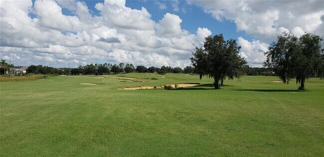 Building Photo - 332 Gleneagles Dr