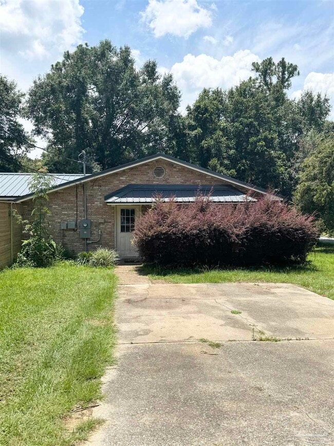 Primary Photo - 9720 Sandpiper St