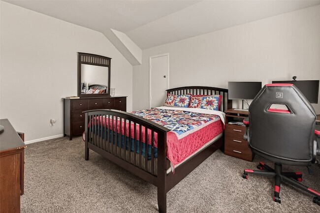 Building Photo - 28707 Bonham Park Ct