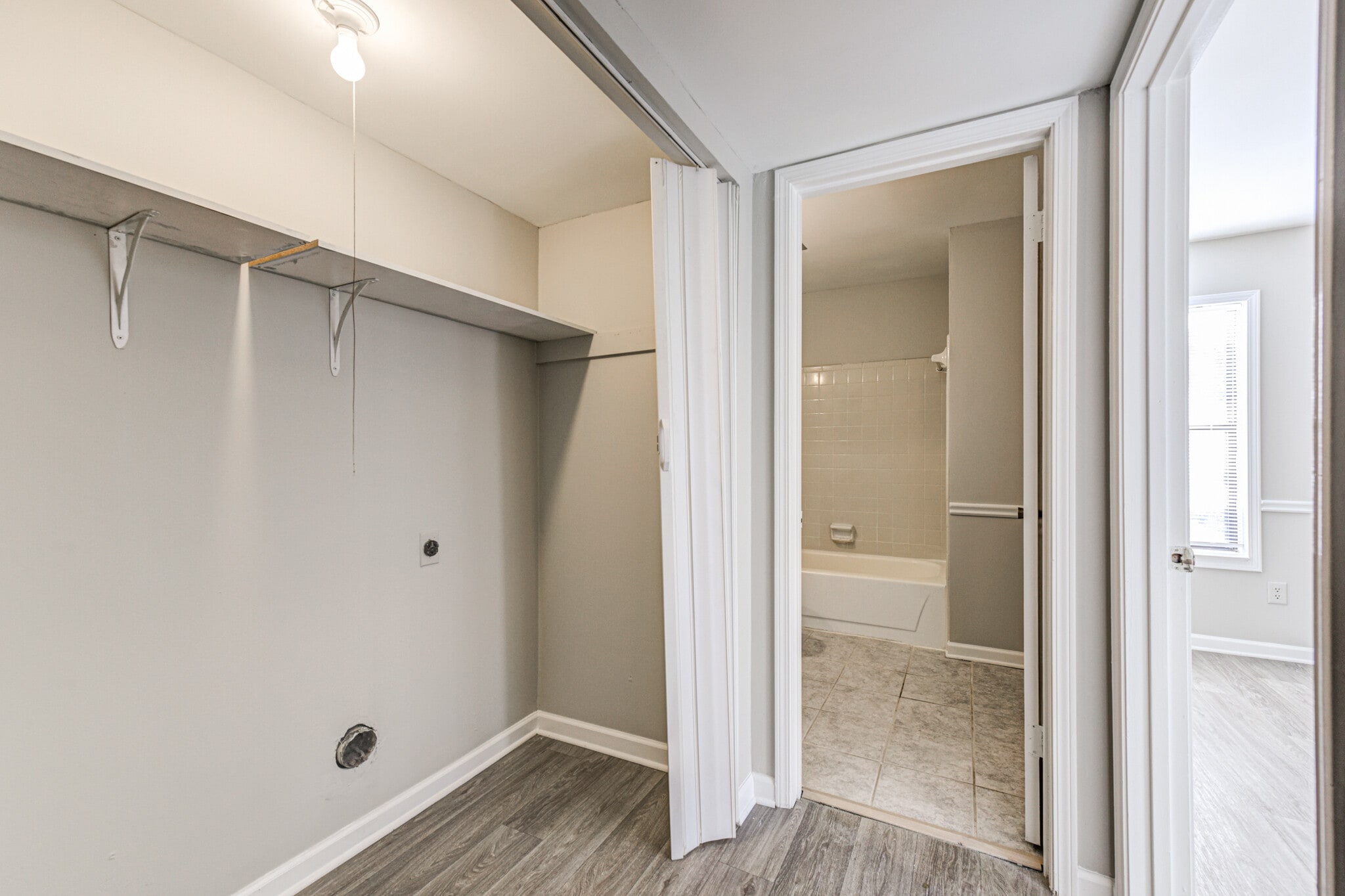 Building Photo - 1405 Huntingdon Chase
