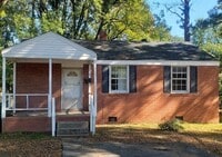 Building Photo - Cozy 3 Bedroom House in NoDa!