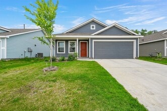 Building Photo - 1628 Dora Dr
