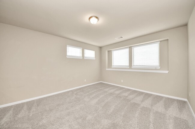 Building Photo - 584 Santa Rosa Hls Dr