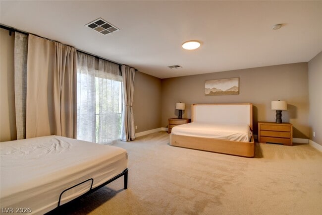 Building Photo - 7686 Gossamer Wind St