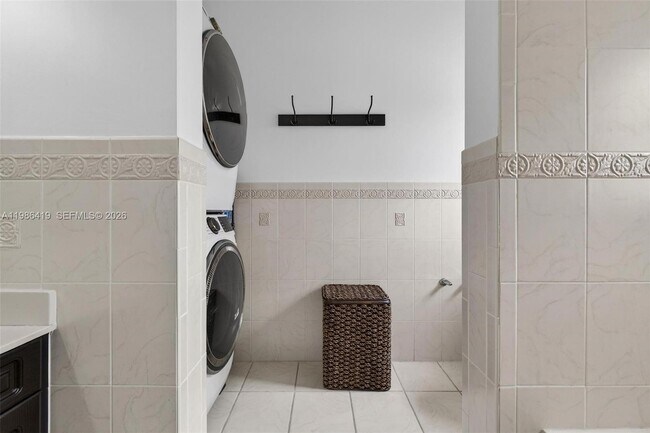 Building Photo - 15874 SW 138th Terrace