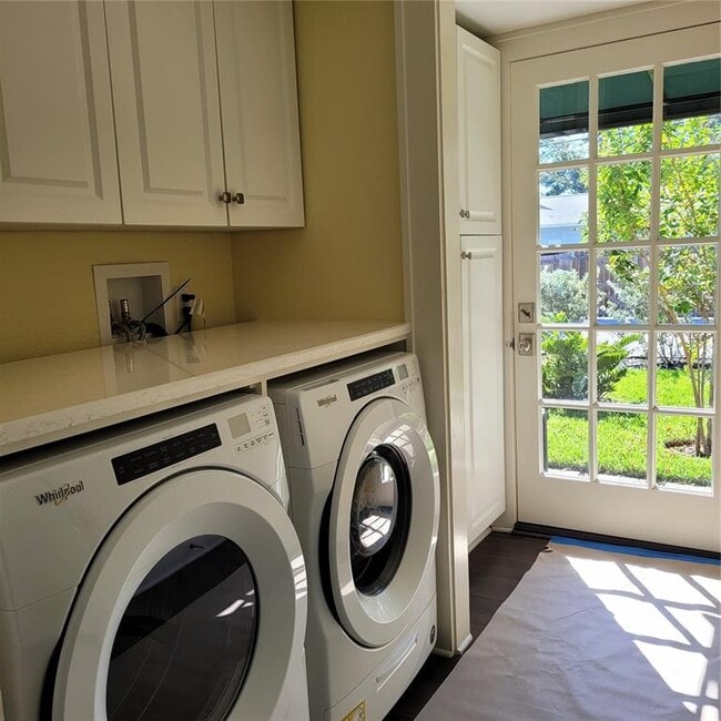 Building Photo - 2710 2nd Ave N