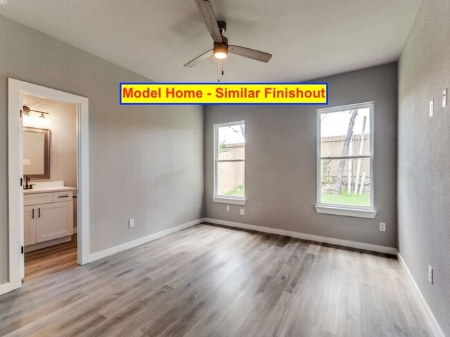 Building Photo - Yasmin Court Townhomes