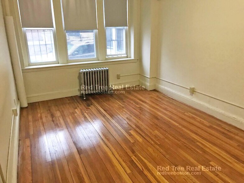 Building Photo - 1800 Commonwealth Ave