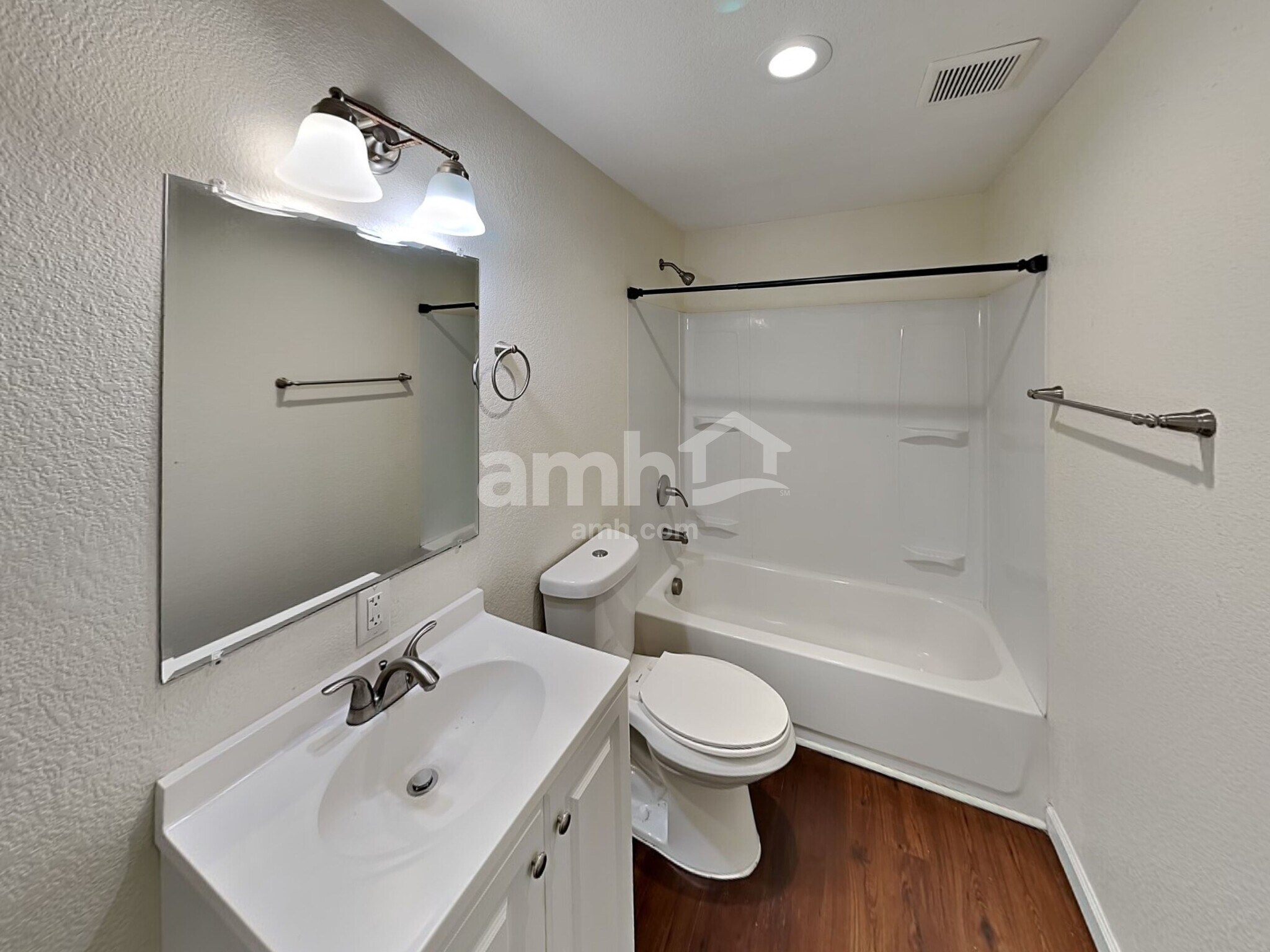 Building Photo - 5546 Malta St