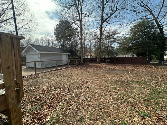 Building Photo - 1217 Fiddle Ct