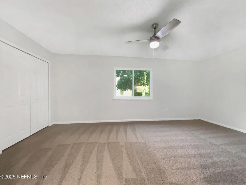 Building Photo - 3345 Millcrest Dr