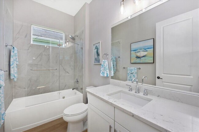 Building Photo - 18805 Valleta Ave