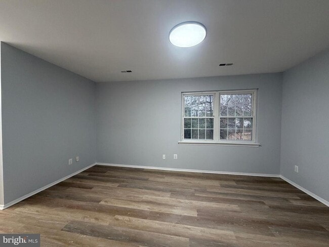 Building Photo - 11573 Sullnick Way