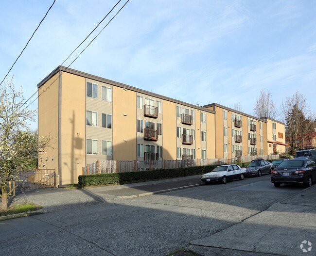 Building Photo - Callisto
