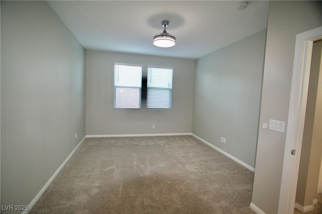 Building Photo - 4275 Tarim St