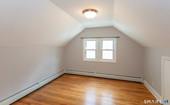 Building Photo - 135 Camp Ave