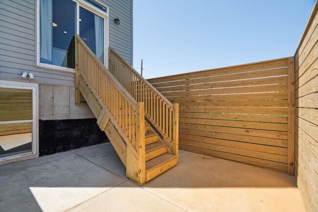 Building Photo - 2429 N 3rd St