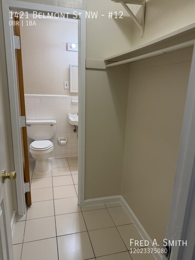 Building Photo - 1421 Belmont St NW