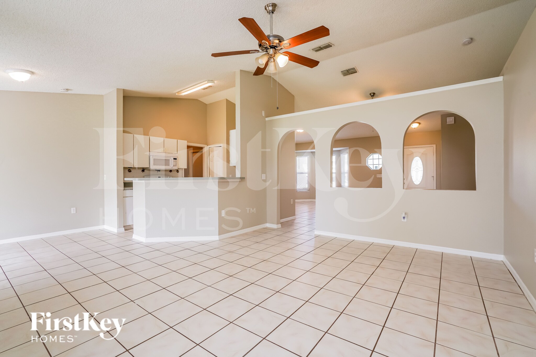 Building Photo - 873 Jarnac Dr